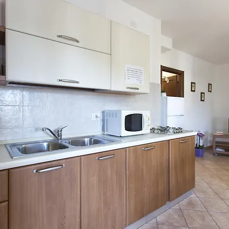 Elena House Fertilia