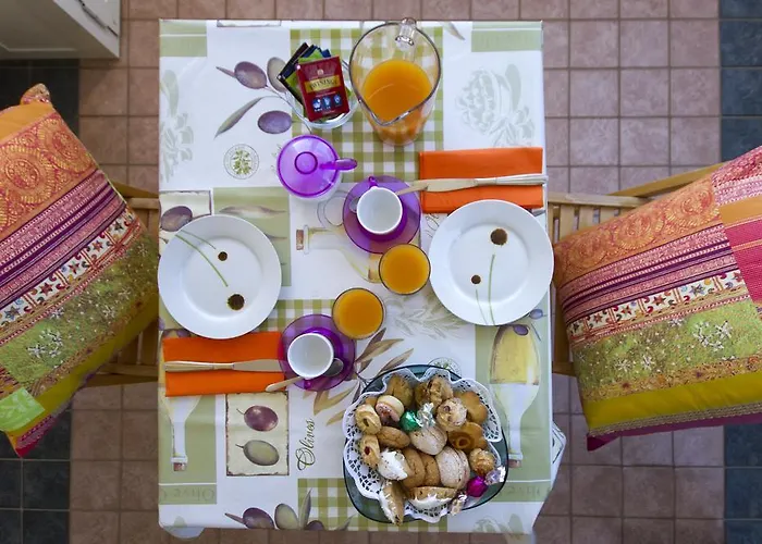 Elena House Fertilia