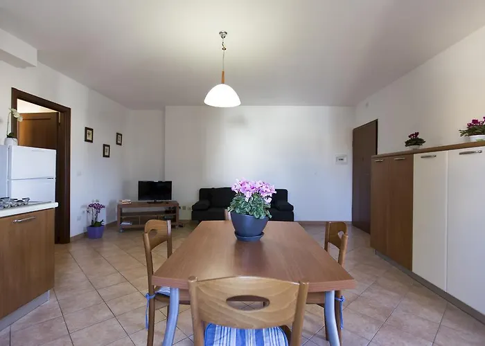 Elena House Fertilia