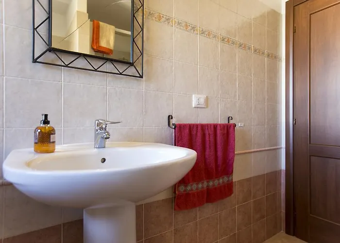 Elena House Fertilia