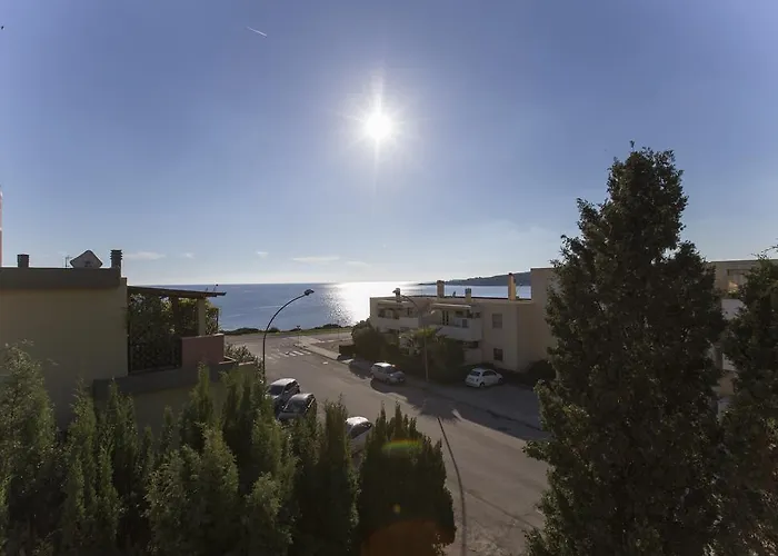 Elena House Fertilia